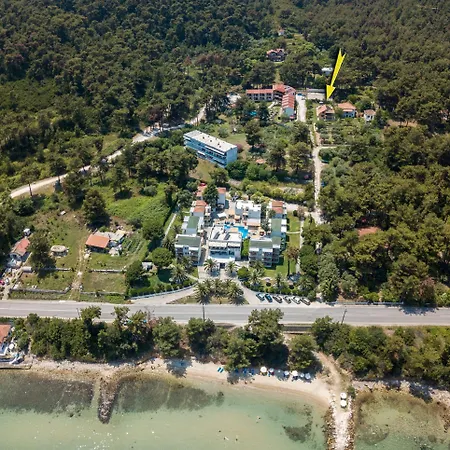 And Blue Villa Glykadi