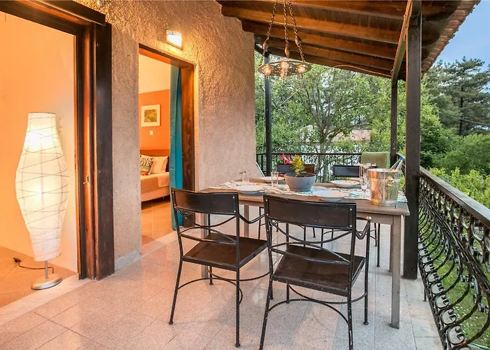 And Blue Вилла *